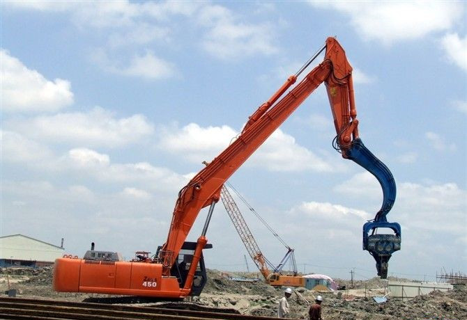 挖掘機打樁臂、打樁臂、打樁錘、挖掘機打樁臂廠家